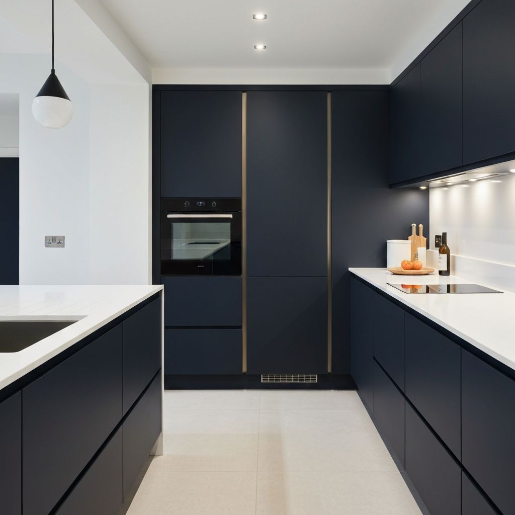 Handleless Navy Kitchen